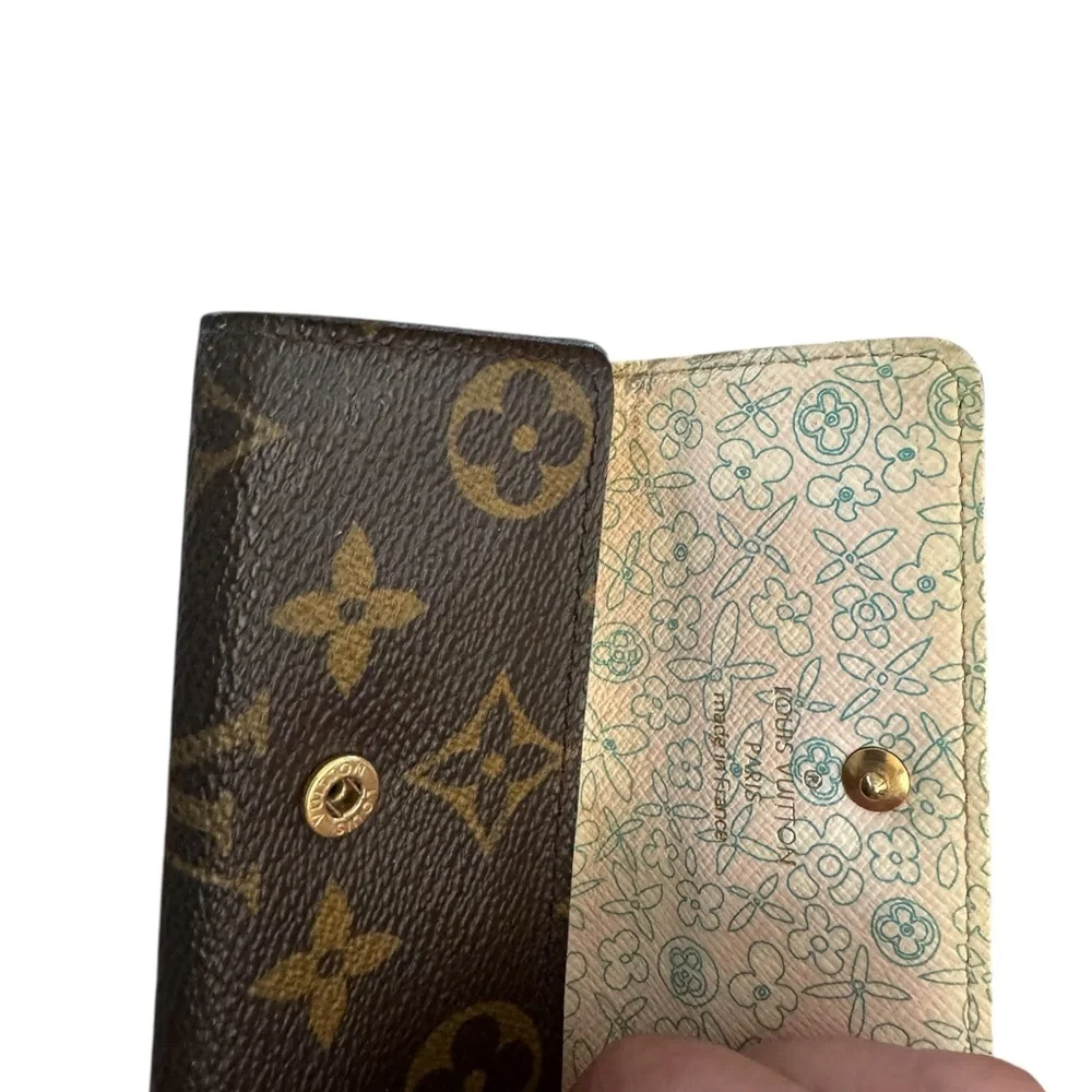 Louis Vuitton Monogram Key Chain Wallet *RARE* pattern - Picture 6 of 15